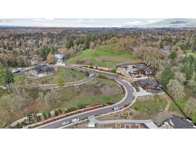 1282 Evening Star, Eugene, OR 97401