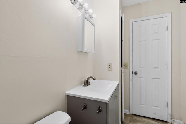 209 Quail Creek Drive, Hopkins, SC 29601