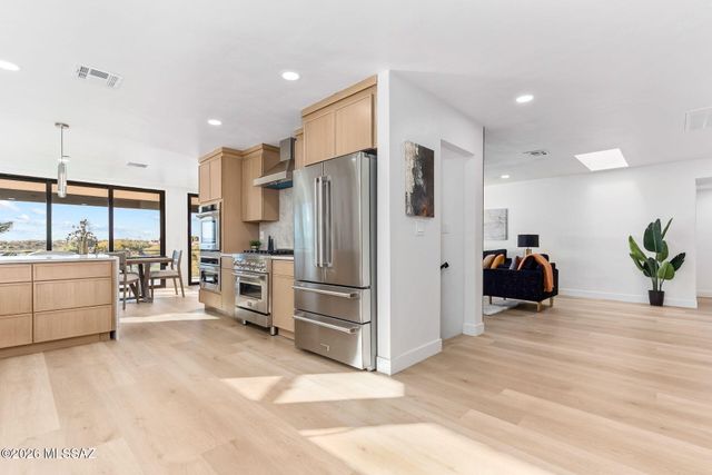 4905 N Craycroft Road, Tucson, AZ 85718