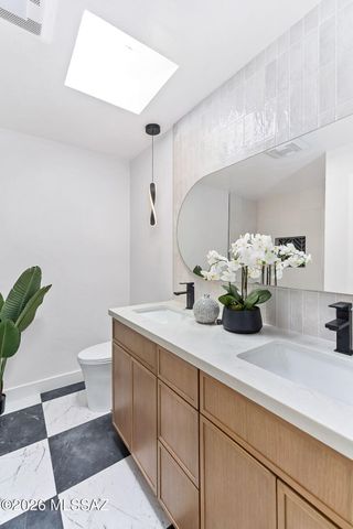 4905 N Craycroft Road, Tucson, AZ 85718