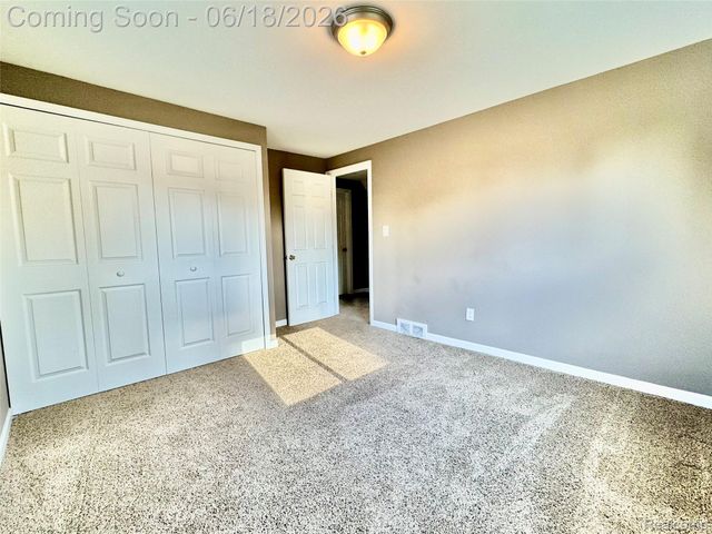 1114 Airport Road, Waterford Charter Township, MI 48327