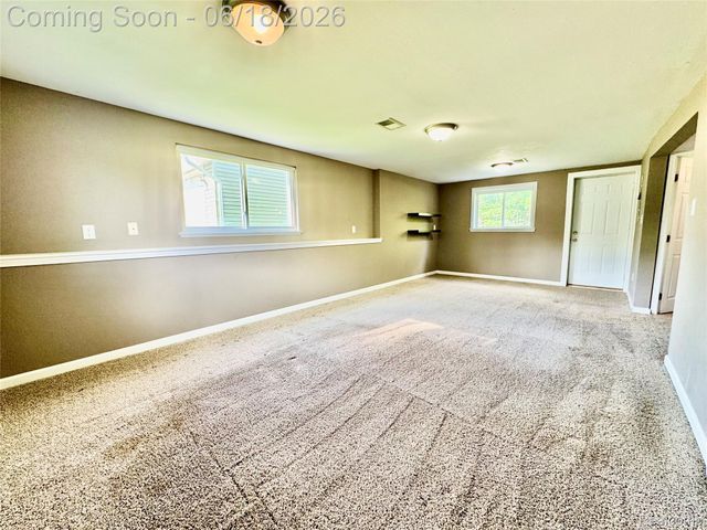 1114 Airport Road, Waterford Charter Township, MI 48327