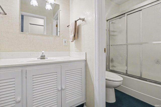16907 Colony Drive, South Bend, IN 46635