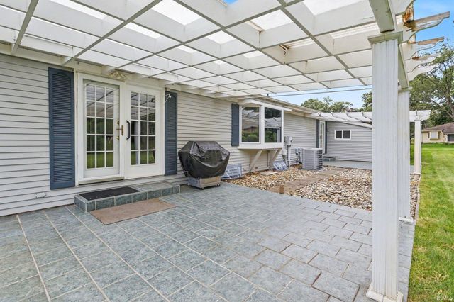 16907 Colony Drive, South Bend, IN 46635