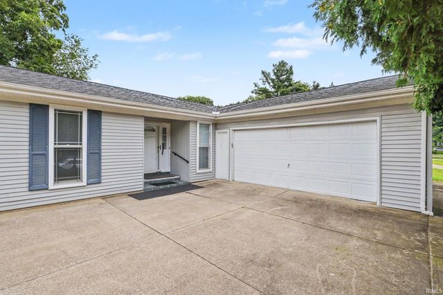 16907 Colony Drive, South Bend, IN 46635