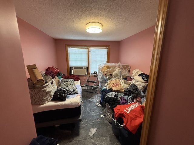 39 Jefferson Ave, Woburn, MA 01801