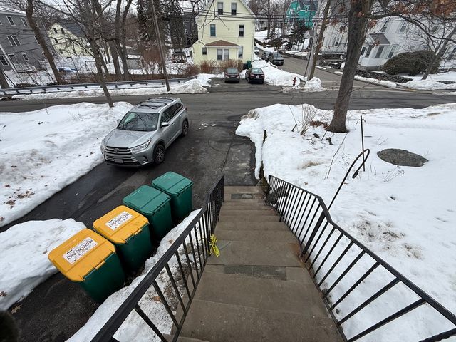 39 Jefferson Ave, Woburn, MA 01801