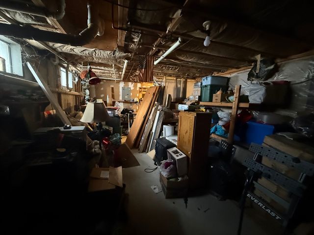 39 Jefferson Ave, Woburn, MA 01801