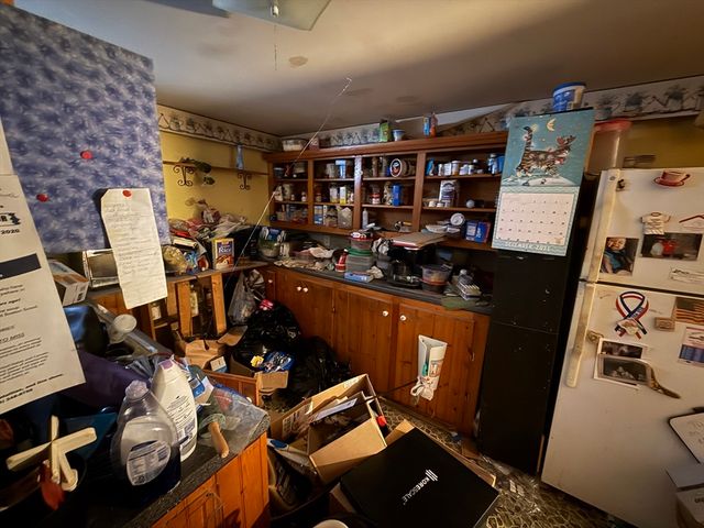 39 Jefferson Ave, Woburn, MA 01801