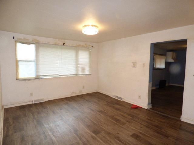 403 Center Avenue, Janesville, WI 53548