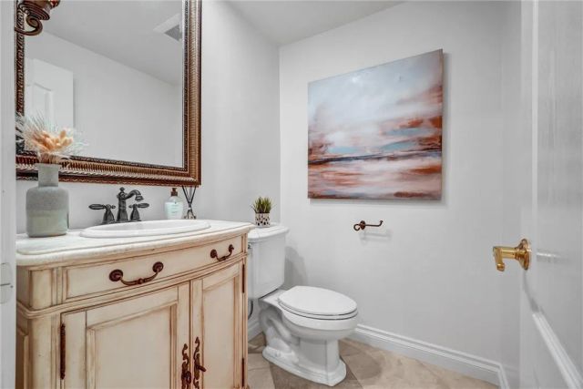 4061 Salacia, Irvine, CA 92620