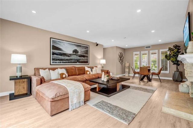 4061 Salacia, Irvine, CA 92620