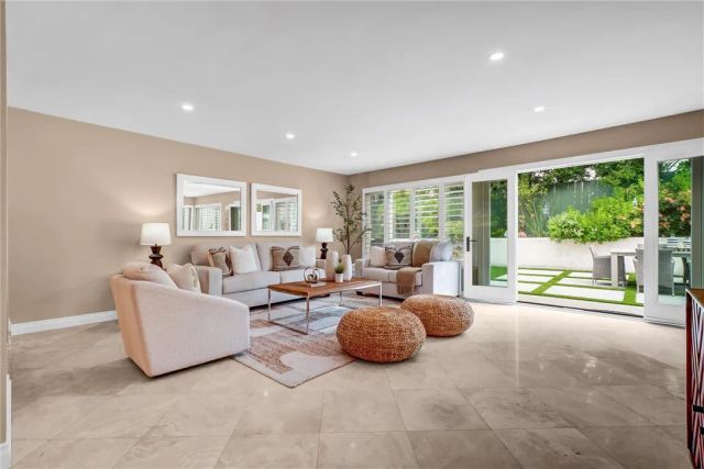 4061 Salacia, Irvine, CA 92620