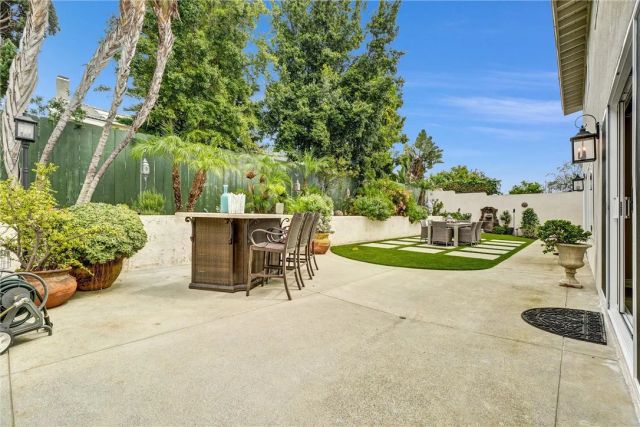 4061 Salacia, Irvine, CA 92620