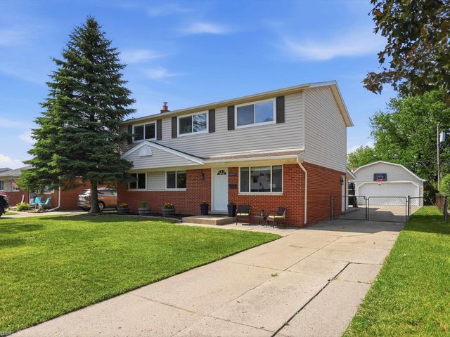 8835 Royce Drive, Sterling Heights, MI 48313