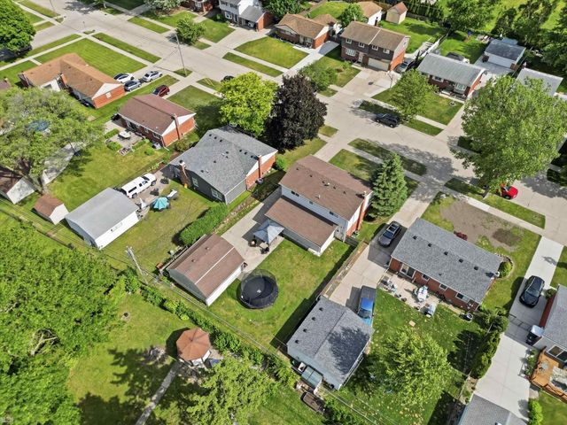 8835 Royce Drive, Sterling Heights, MI 48313