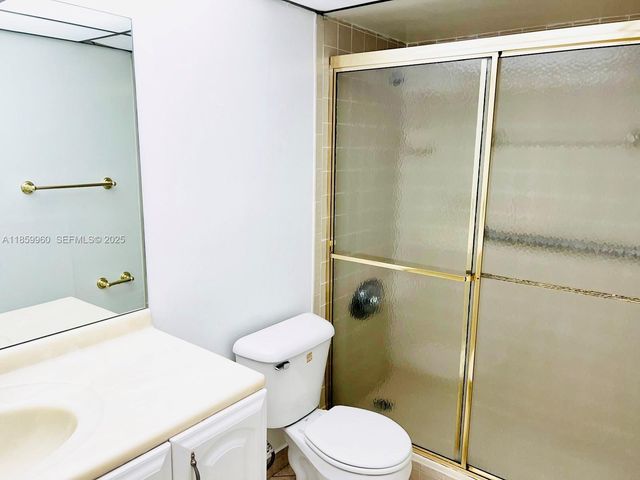 1810 SW 81st Avenue 2201, North Lauderdale, FL 33068