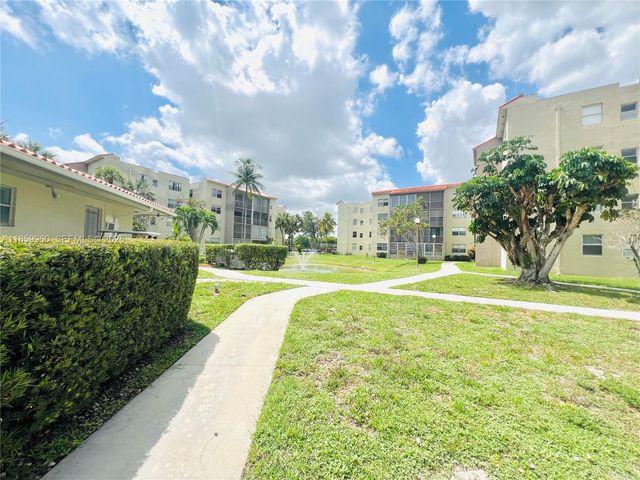 1810 SW 81st Avenue 2201, North Lauderdale, FL 33068
