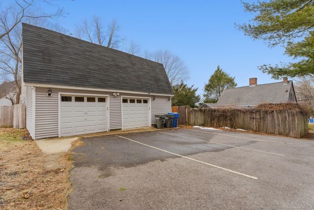 165 Oakland Street, Manchester, CT 06042