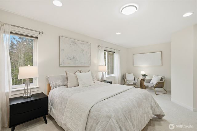 11025 243rd Avenue NE, Redmond, WA 98053