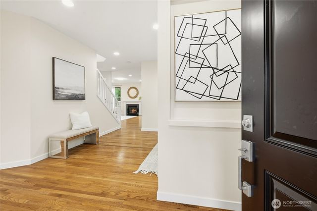 11025 243rd Avenue NE, Redmond, WA 98053