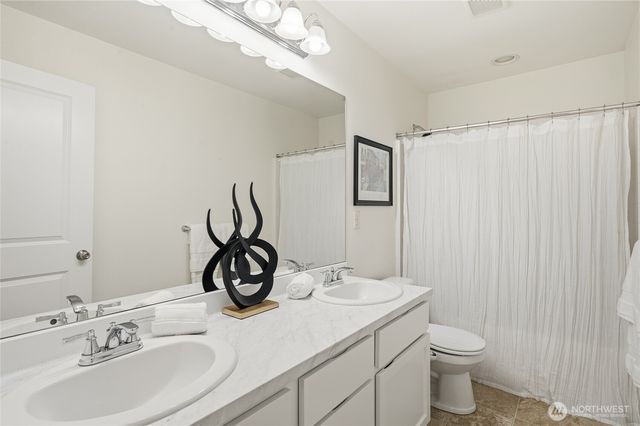 11025 243rd Avenue NE, Redmond, WA 98053