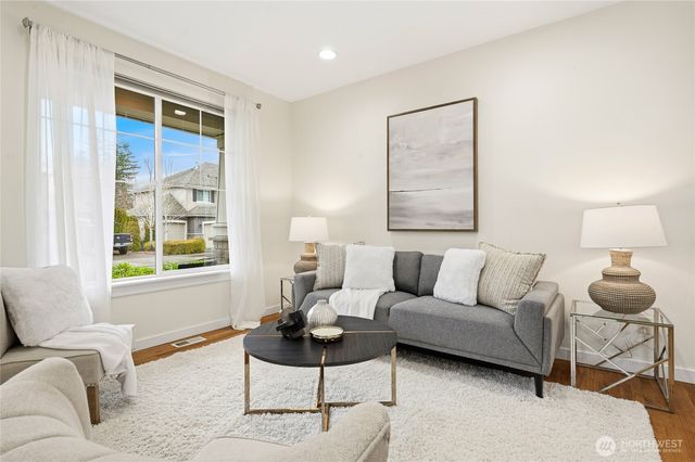 11025 243rd Avenue NE, Redmond, WA 98053