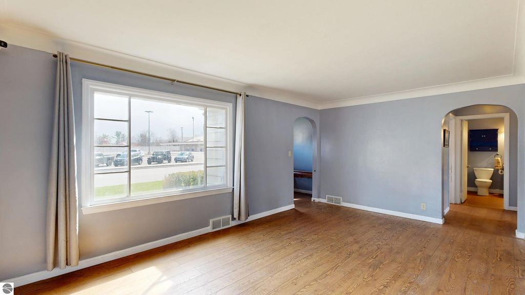 Image 19 of property listing at 1524 Ridge, Mt Pleasant, MI 48858