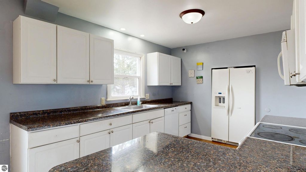 Image 25 of property listing at 1524 Ridge, Mt Pleasant, MI 48858