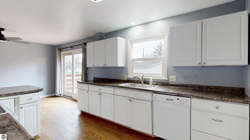 Image 26 of property listing at 1524 Ridge, Mt Pleasant, MI 48858