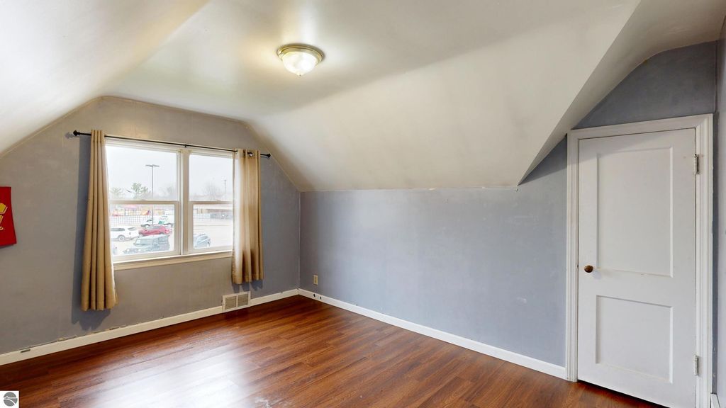 Image 40 of property listing at 1524 Ridge, Mt Pleasant, MI 48858