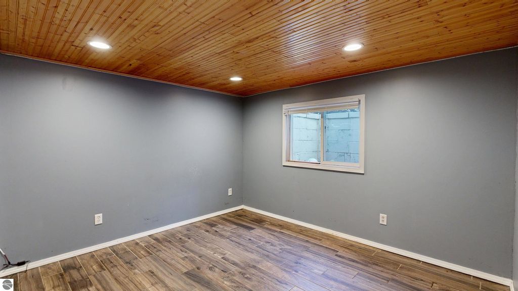 Image 46 of property listing at 1524 Ridge, Mt Pleasant, MI 48858