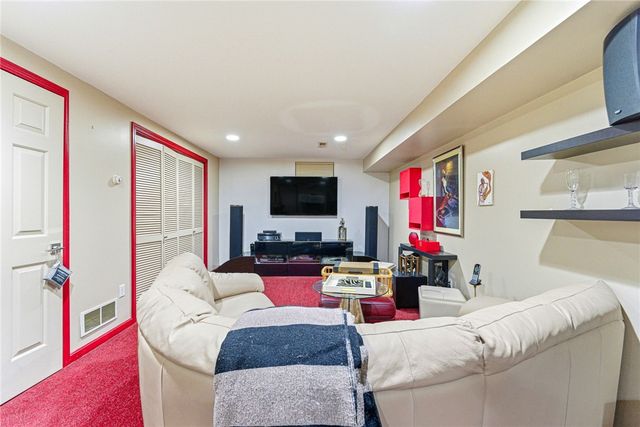 152 Fairway Drive, Coventry, RI 02816