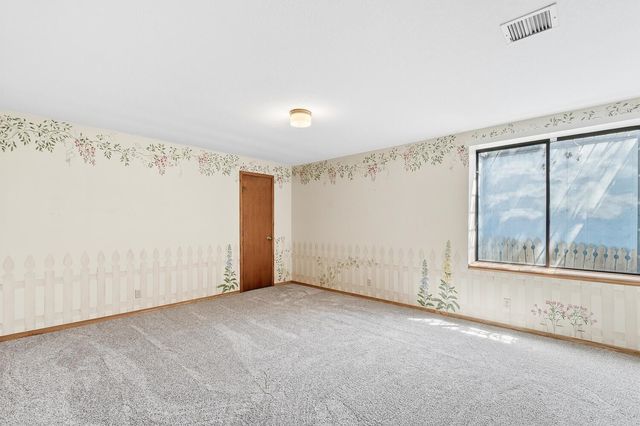 5141 N Newton Circle, Park City, KS 67219