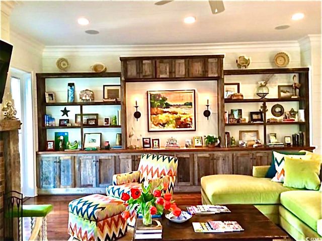 129 Stamper Trail, Pawleys Island, SC 29585