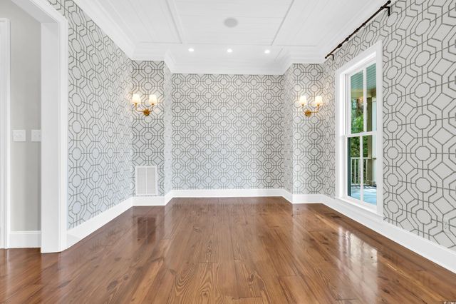 129 Stamper Trail, Pawleys Island, SC 29585