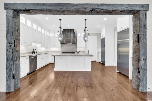 129 Stamper Trail, Pawleys Island, SC 29585