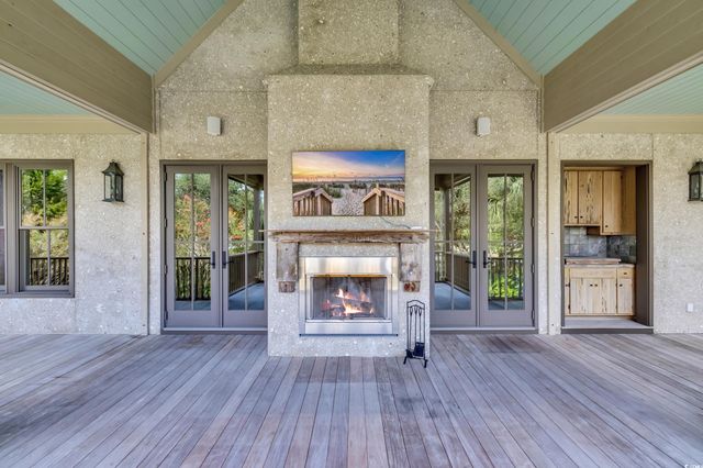 129 Stamper Trail, Pawleys Island, SC 29585