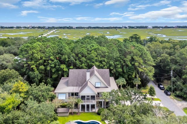 129 Stamper Trail, Pawleys Island, SC 29585