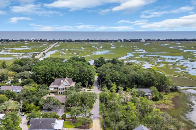 129 Stamper Trail, Pawleys Island, SC 29585