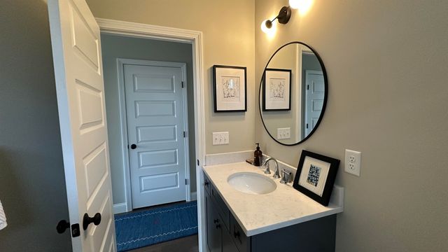 386 Old Chesham Road, Marlborough, NH 03455