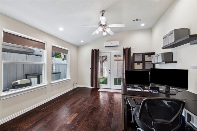 2802 White Sands Drive, Deer Park, TX 77536