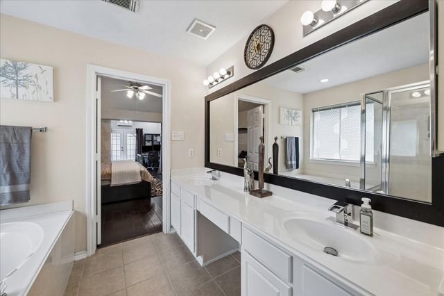 2802 White Sands Drive, Deer Park, TX 77536