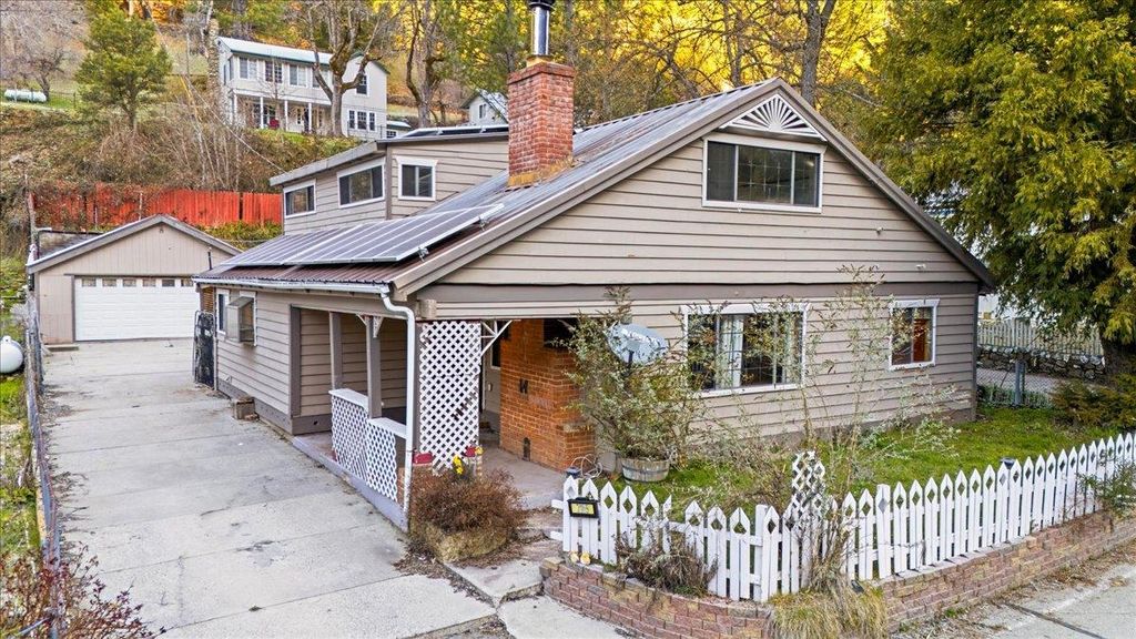 725 Main St., Downieville, CA 95936