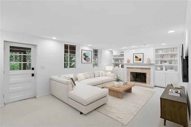 2970 Rockingham Drive NW, Atlanta, GA 30327
