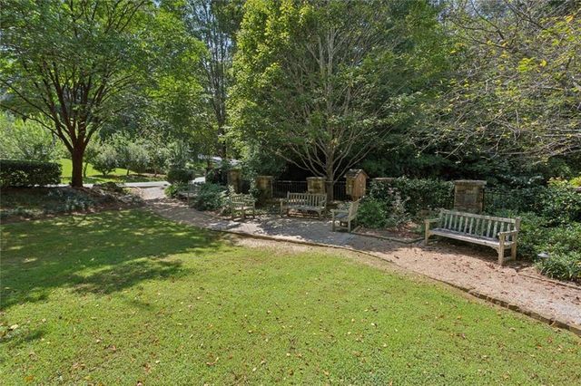 2970 Rockingham Drive NW, Atlanta, GA 30327