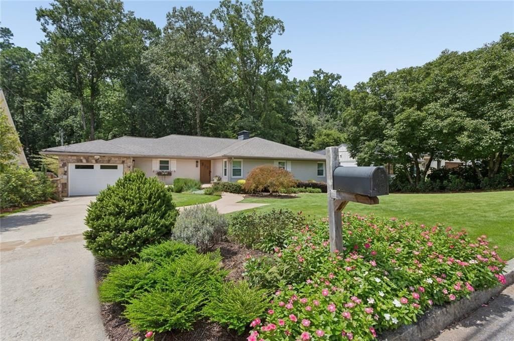 2970 Rockingham Drive NW, Atlanta, GA 30327