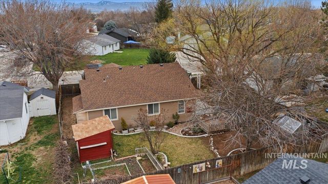 1305 N Sandlin Ave, Meridian, ID 83642