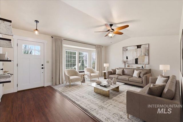 1305 N Sandlin Ave, Meridian, ID 83642