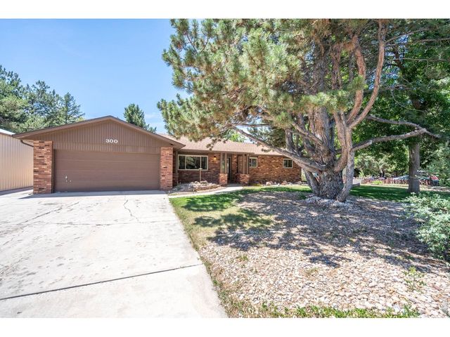 300 Ranch Acres Dr, Loveland, CO 80538